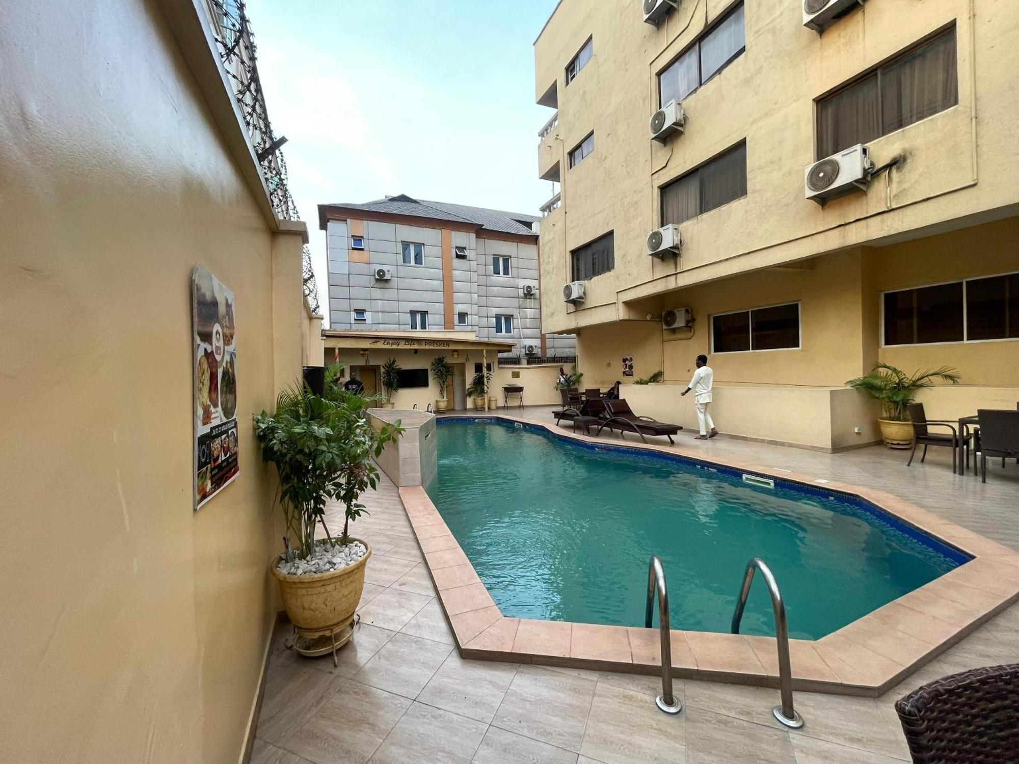 Presken Hotels @Fajodd-4 إيكجا المظهر الخارجي الصورة